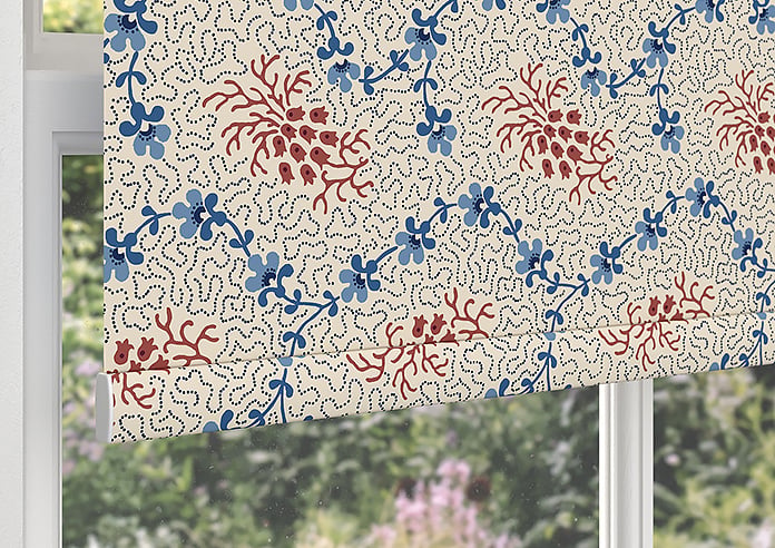 Land & Shore Lorie (Blackout), Red Blue - Twist&Fit Roller Blind - Image 4
